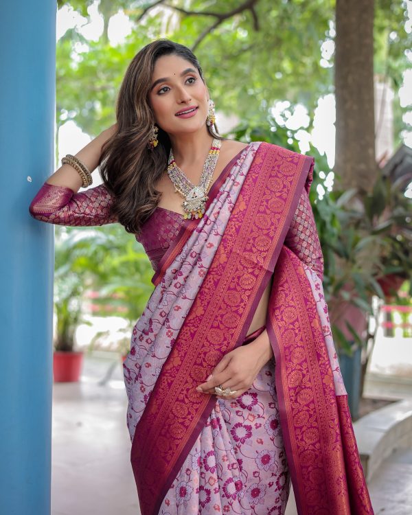 Sonakshi Women s Mauve Banarasi Silk Zari Woven Traditional Saree with Blouse Online Hot Sale