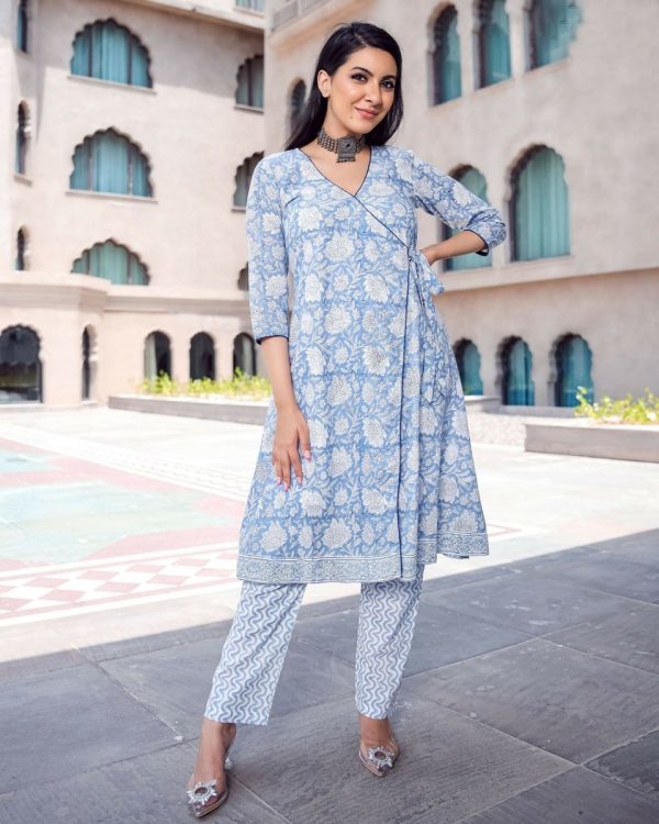 Aayaa Pure Muslin printed Kurti & Pant - Sky blue Cheap