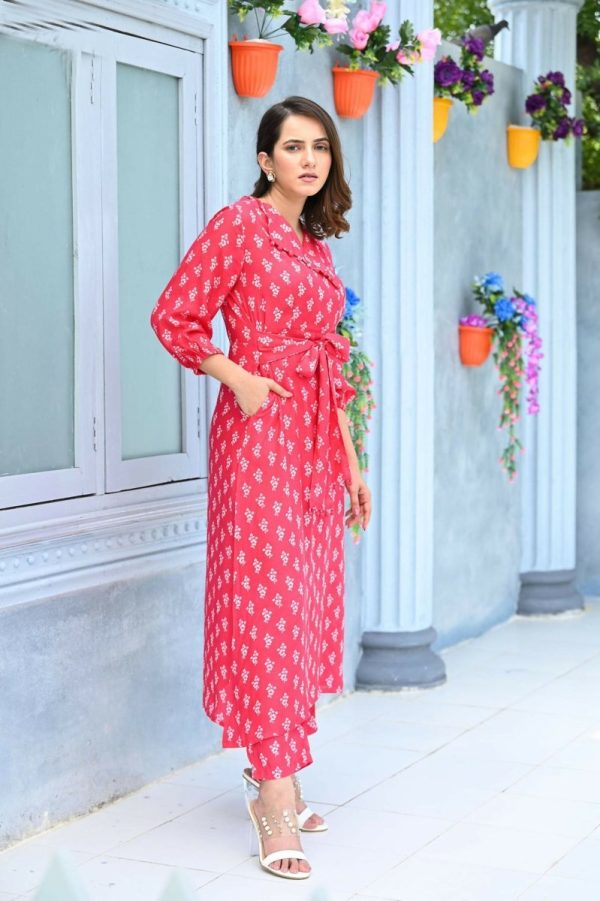 Aayaa Pure Muslin printed Kurti & Pant - Red pink Online Hot Sale