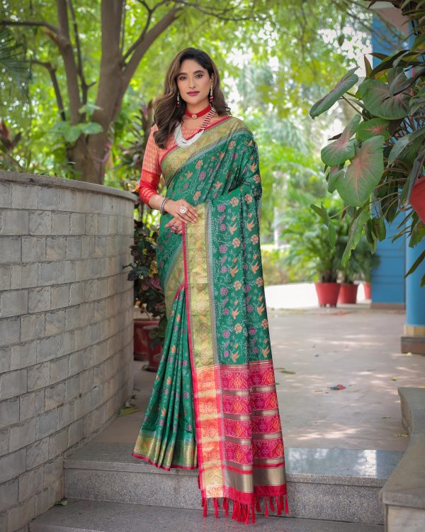 Sonakshi Women s Green Patola Silk Zari Woven Traditional Saree with Blouse Online Sale