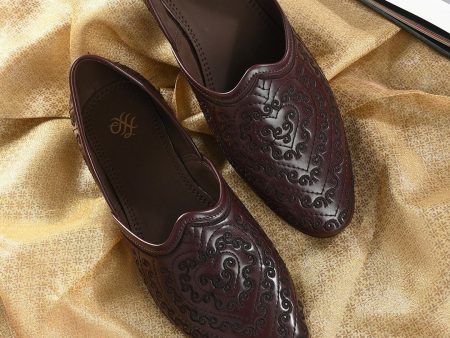 House of Pataudi Men Maroon Textured Mojaris Online Sale