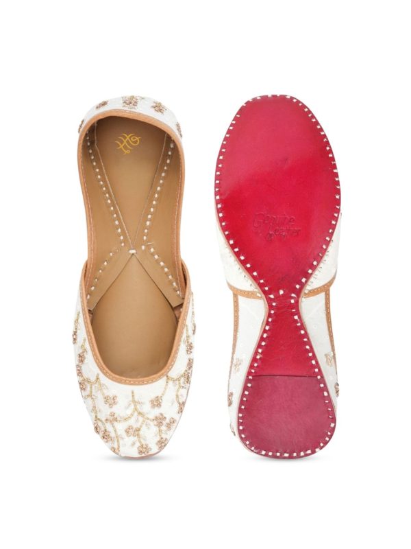 House of Pataudi Embroidered Slip-On Mojaris For Cheap