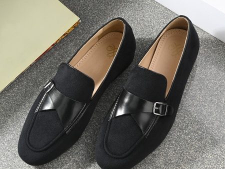 House of Pataudi Men Lightweight Buckle-Detail Velvet Loafers Online Hot Sale