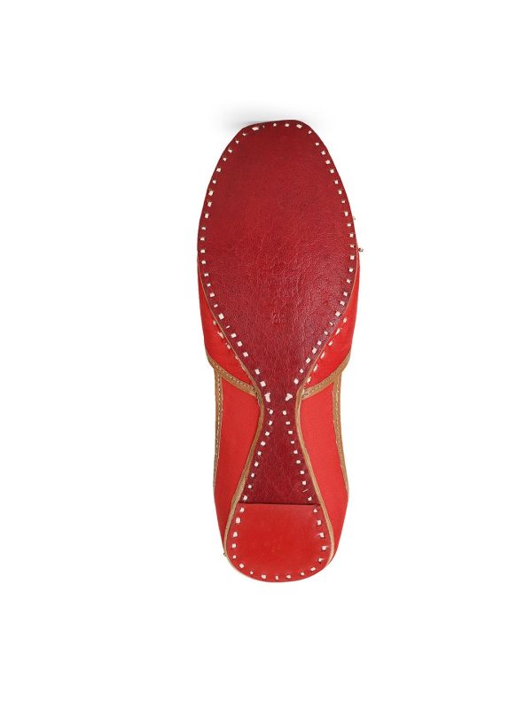 House of Pataudi Women Embellished Ethnic Mojaris Flats Online now