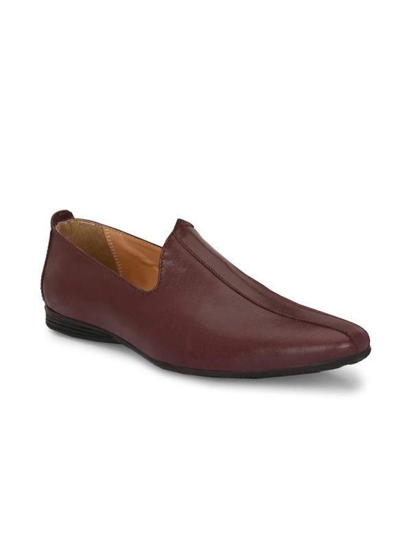 House of Pataudi Men Burgundy Solid Handcrafted Mojaris with Pouch Sale