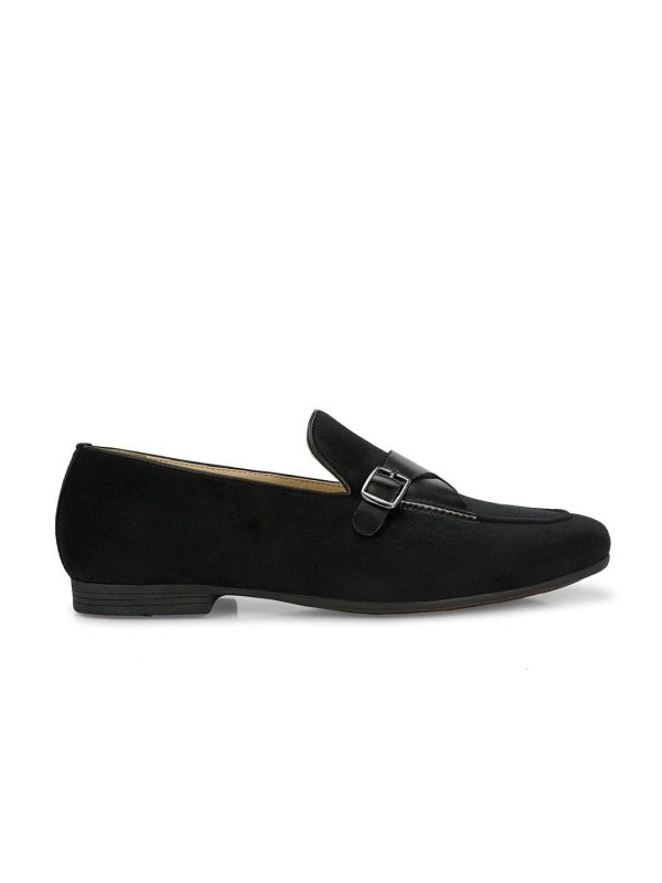 House of Pataudi Men Lightweight Buckle-Detail Velvet Loafers Online Hot Sale